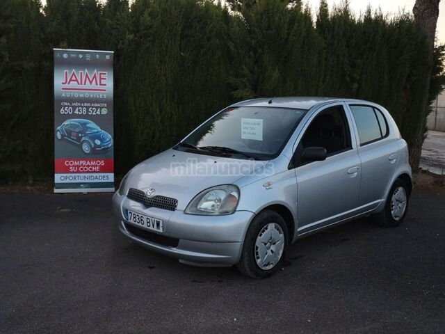 TOYOTA YARIS 1.4 D4D LINEA LUNA