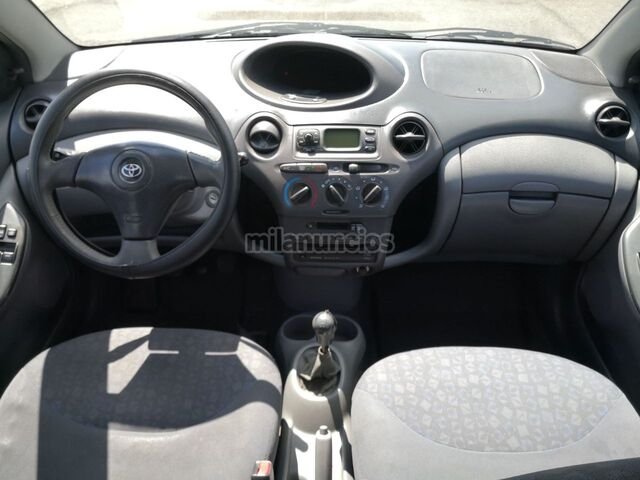 TOYOTA YARIS 1.4 D4D LINEA LUNA