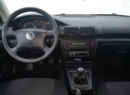 VOLKSWAGEN Passat 1.6 conforline