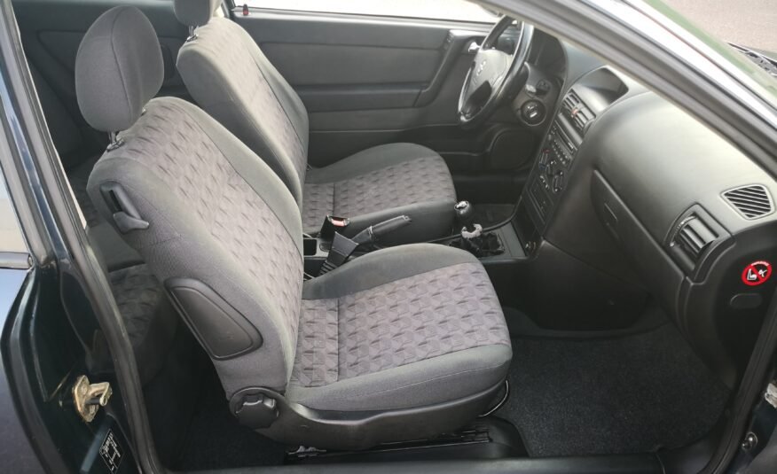 OPEL Astra 1.6 16v 100cv edition