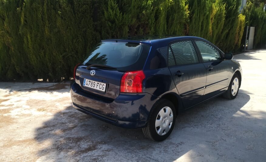 TOYOTA Corolla 1.4 D4D LINEA LUNA