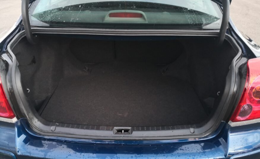 TOYOTA Avensis 1.8