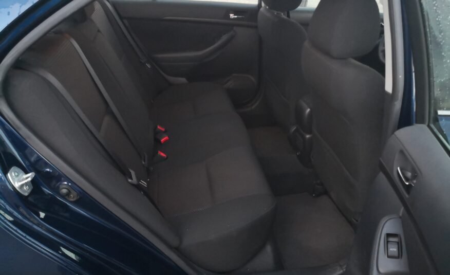 TOYOTA Avensis 1.8