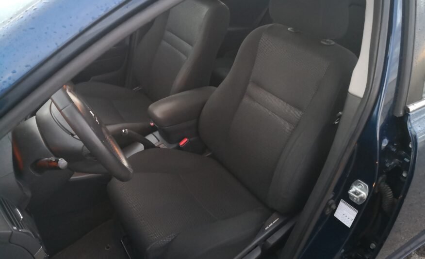 TOYOTA Avensis 1.8