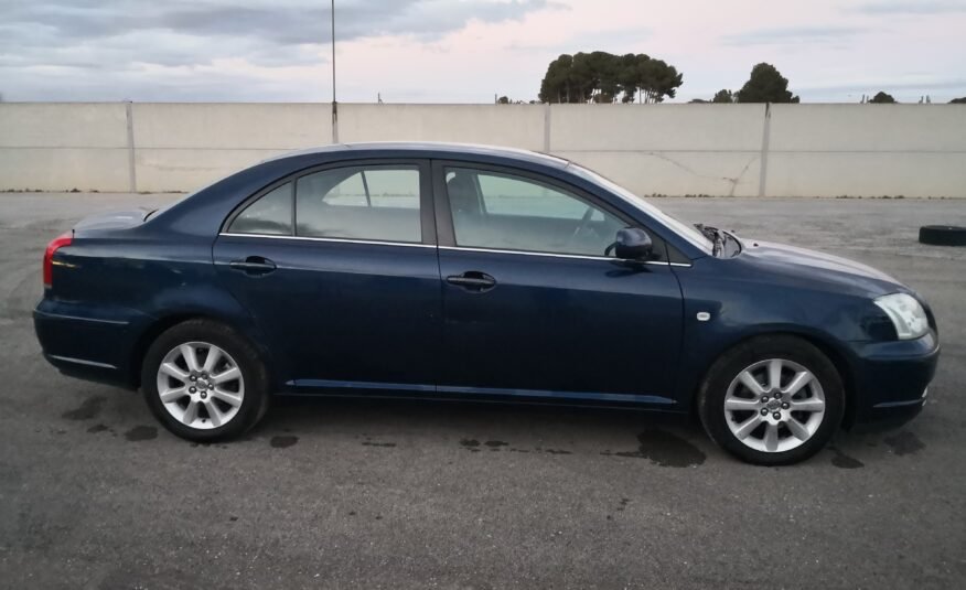 TOYOTA Avensis 1.8