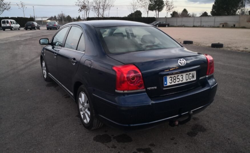TOYOTA Avensis 1.8