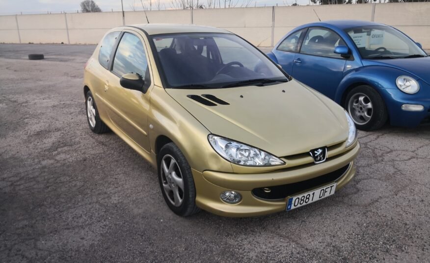 PEUGEOT 206 2.0 Hdi