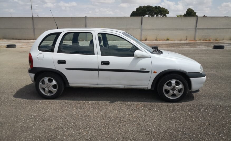 OPEL Corsa 1.2 16v