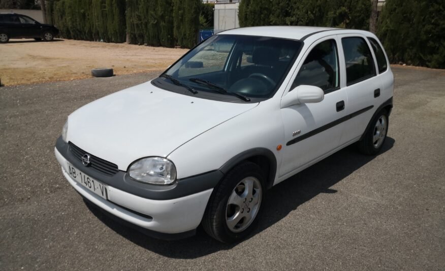 OPEL Corsa 1.2 16v