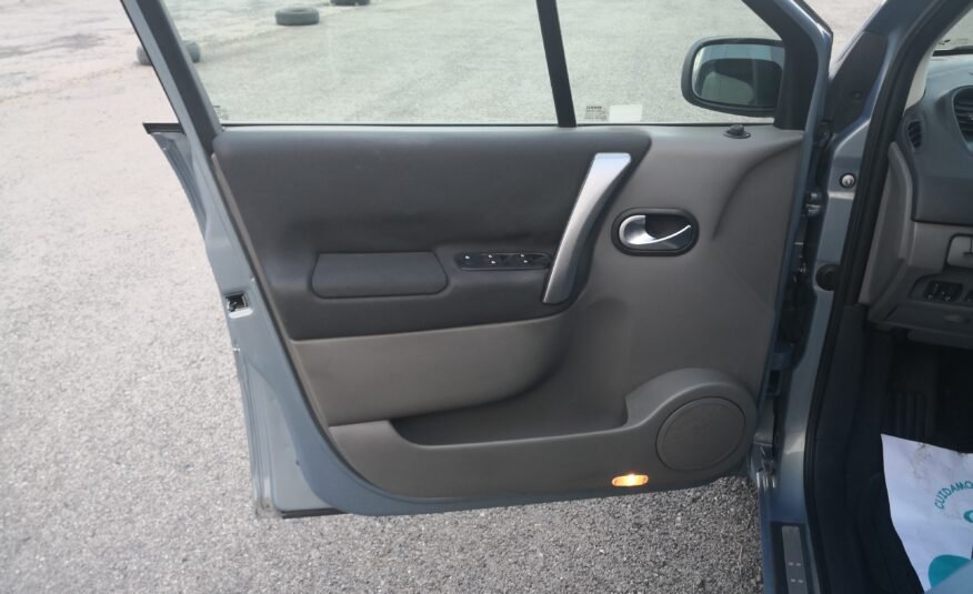 RENAULT Scenic 1.6 16v