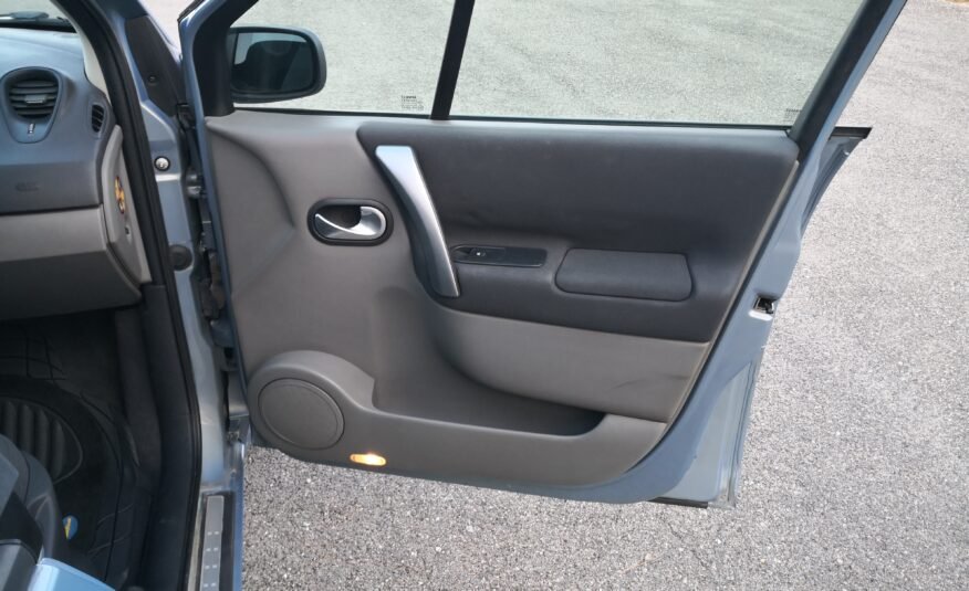 RENAULT Scenic 1.6 16v