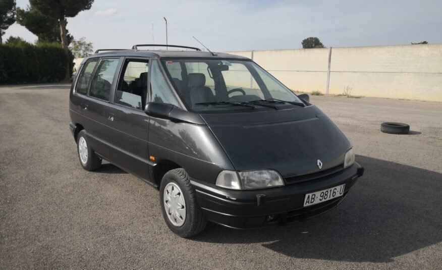 RENAULT Espace 2.2Rt