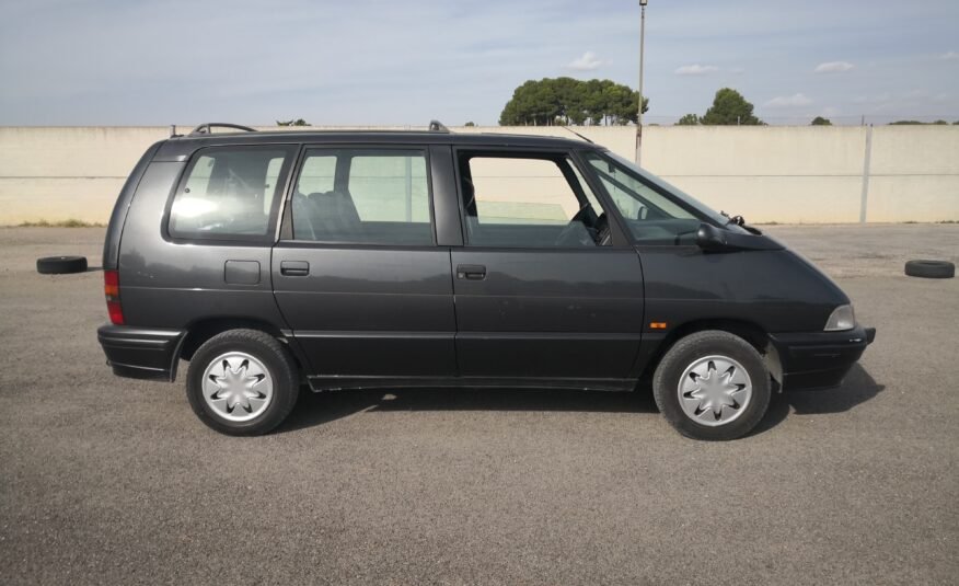 RENAULT Espace 2.2Rt