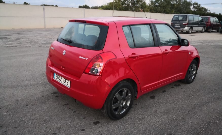 Suzuki Swift 1.3 GLX
