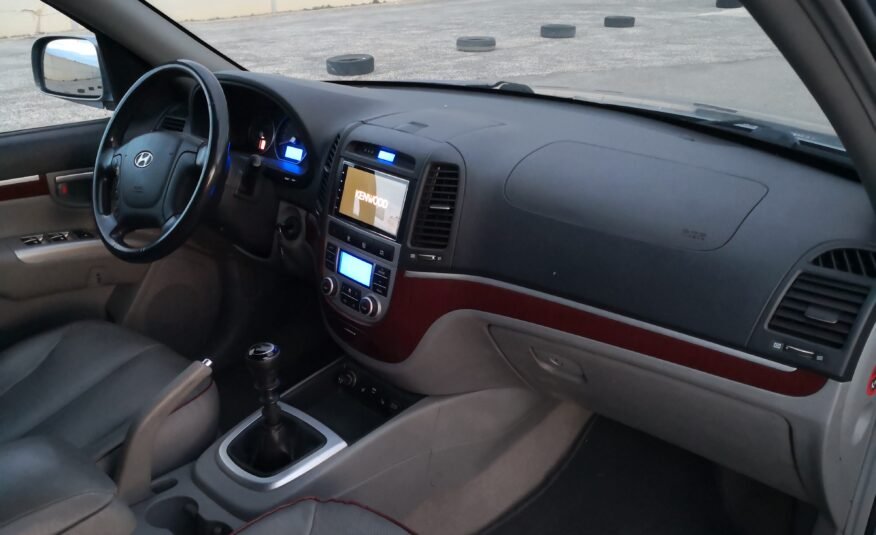 HYUNDAI Santa Fe 2.2Crdi 4×4 7 plazas