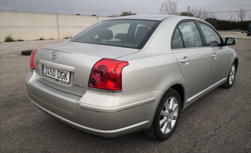 TOYOTA Avensis 1.8 VVTi 16v