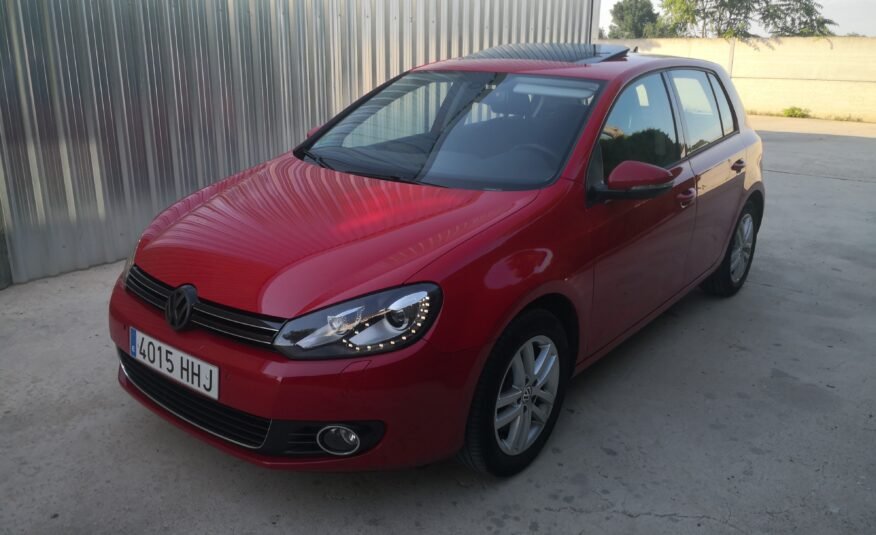 VOLKSWAGEN Golf 1.4TSI DSG7 SPORT