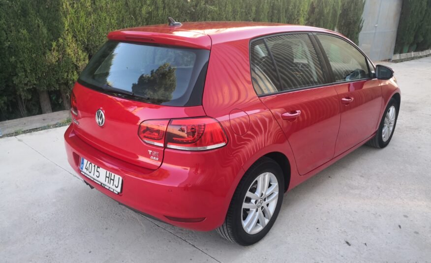 VOLKSWAGEN Golf 1.4TSI DSG7 SPORT