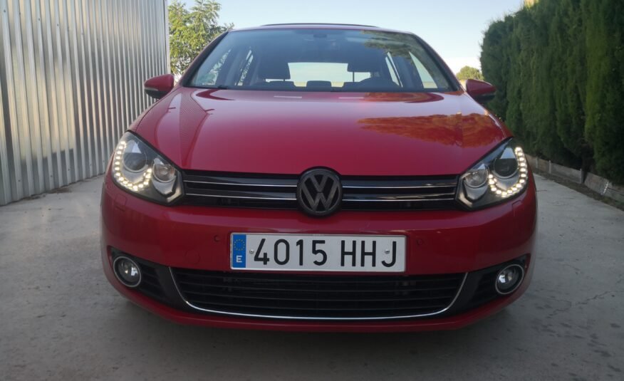 VOLKSWAGEN Golf 1.4TSI DSG7 SPORT