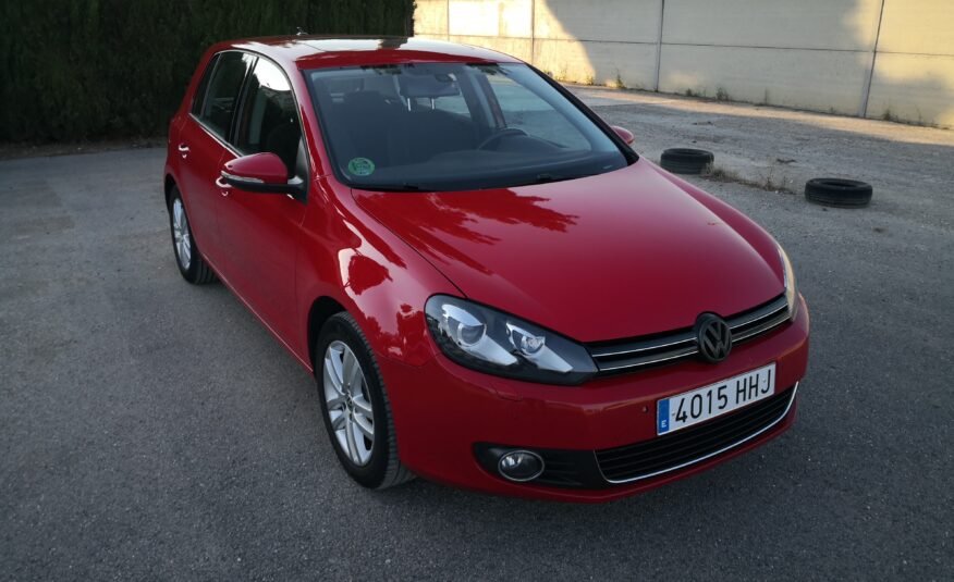 VOLKSWAGEN Golf 1.4TSI DSG7 SPORT