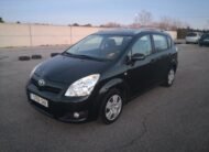 TOYOTA Corolla Verso 2.2D4D