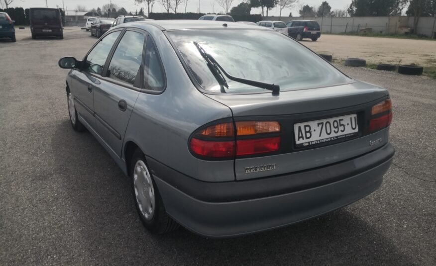 RENAULT Laguna 1.6