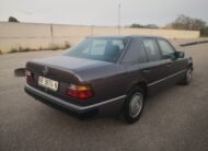 MERCEDES-BENZ 300D 2.5D