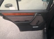 MERCEDES-BENZ 300D 2.5D