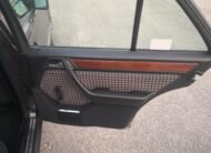MERCEDES-BENZ 300D 2.5D