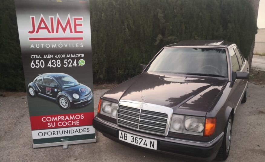 MERCEDES-BENZ 300D 2.5D