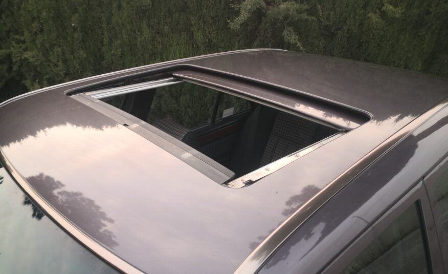 MERCEDES-BENZ 300D 2.5D