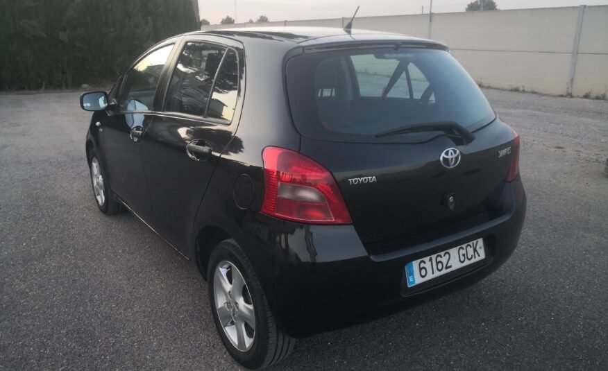 TOYOTA YARIS 1.4 D-4D