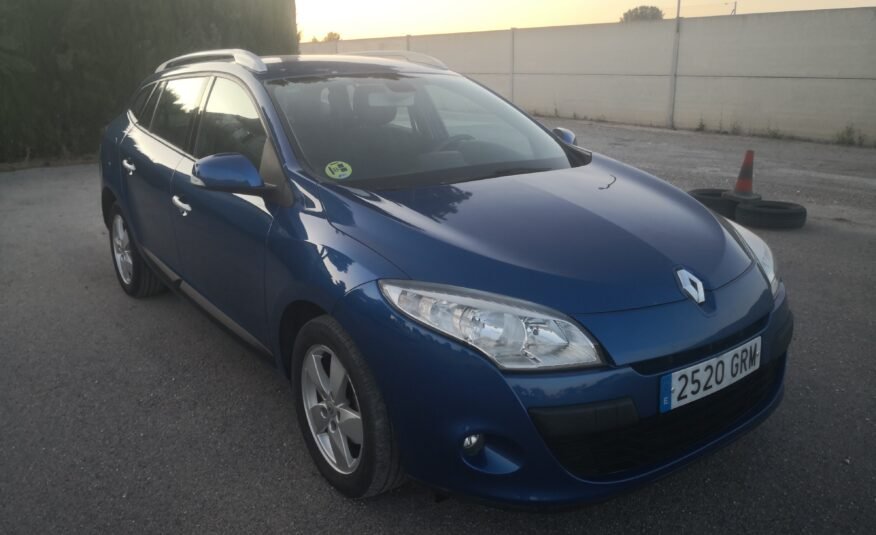 RENAULT Megane Sport Tourer 1.9dci