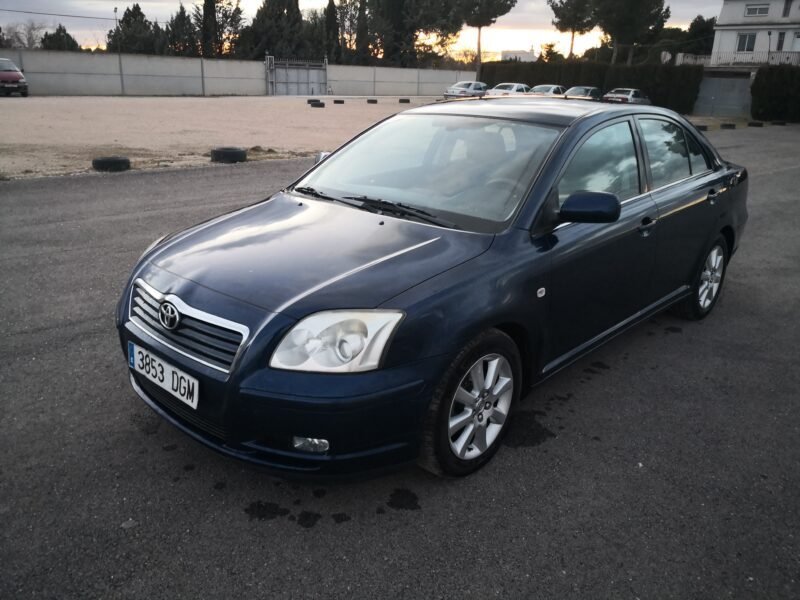 TOYOTA Avensis 1.8