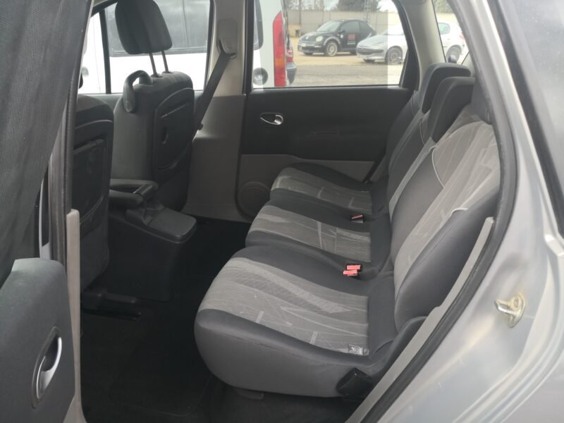 RENAULT Scenic 1.6 16v