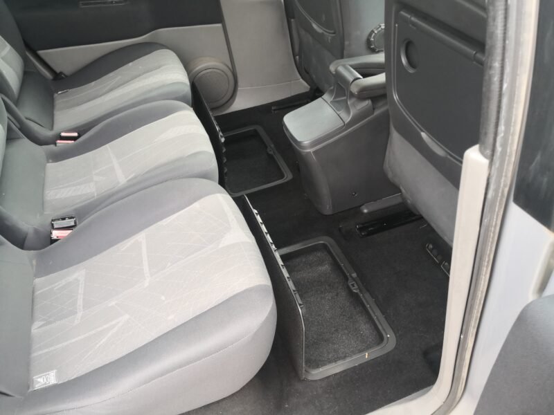 RENAULT Scenic 1.6 16v