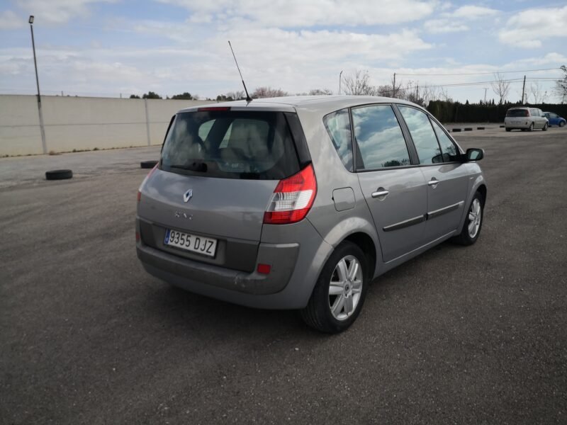 RENAULT Scenic 1.6 16v