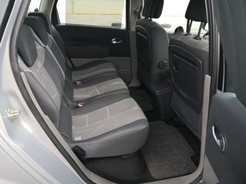 RENAULT Scenic 1.6 16v