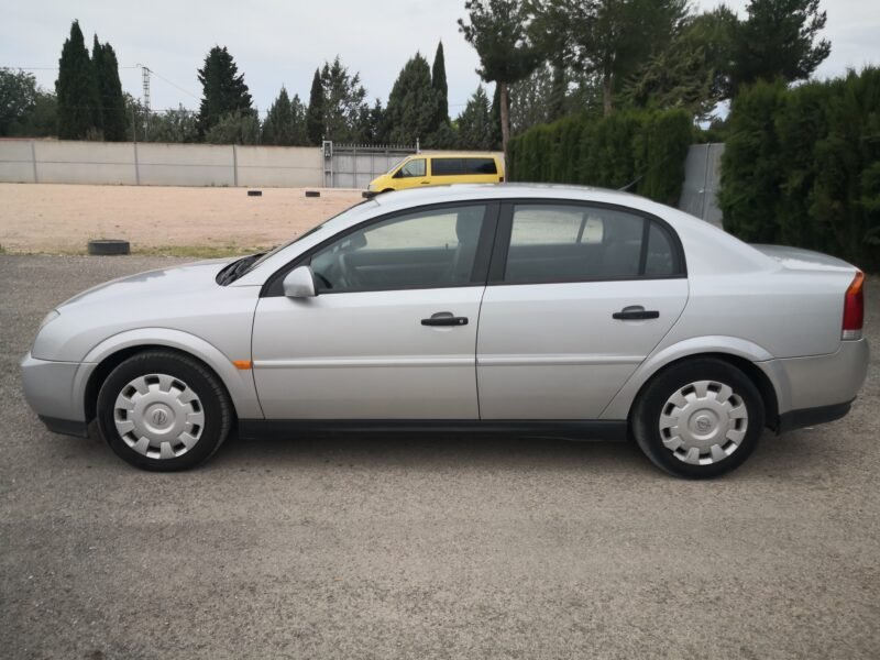 OPEL VECTRA 2.2Dti 16v