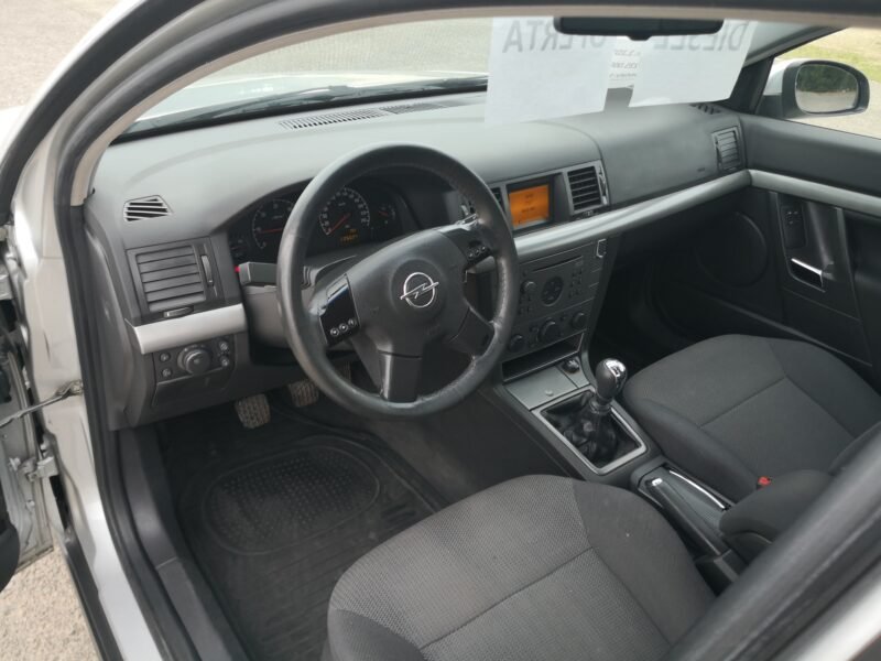 OPEL VECTRA 2.2Dti 16v