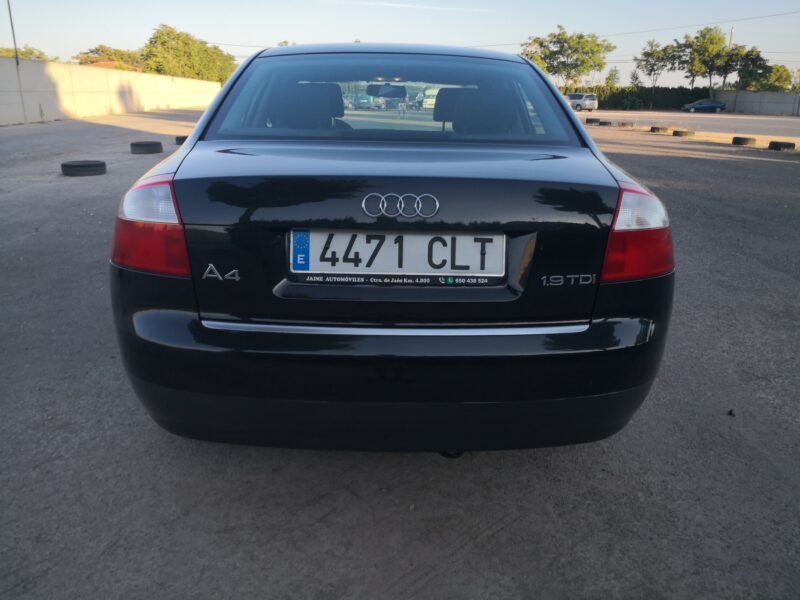 AUDI A4 1.9tdi 5 velocidades
