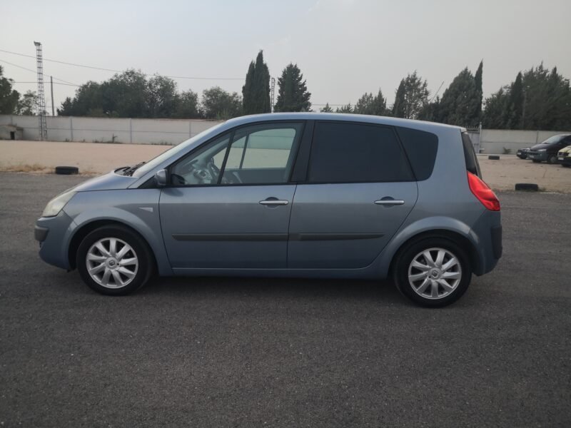 RENAULT Scenic 1.6 16v