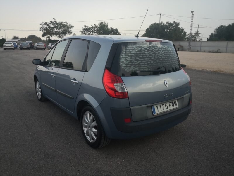 RENAULT Scenic 1.6 16v