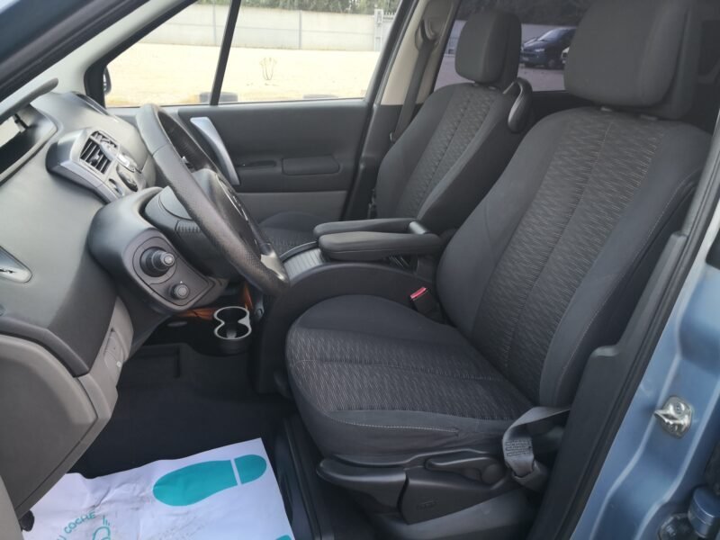 RENAULT Scenic 1.6 16v