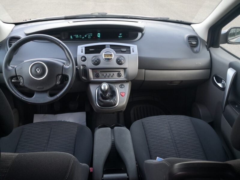RENAULT Scenic 1.6 16v