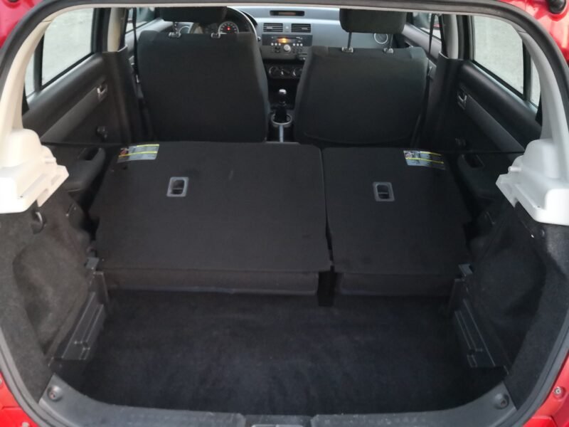 SUZUKI Swift 1.3 GLX