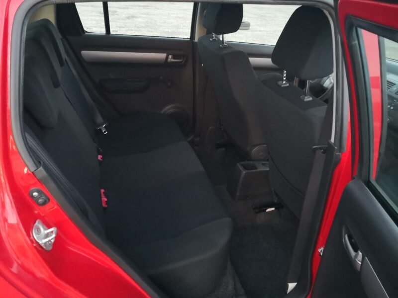 SUZUKI Swift 1.3 GLX