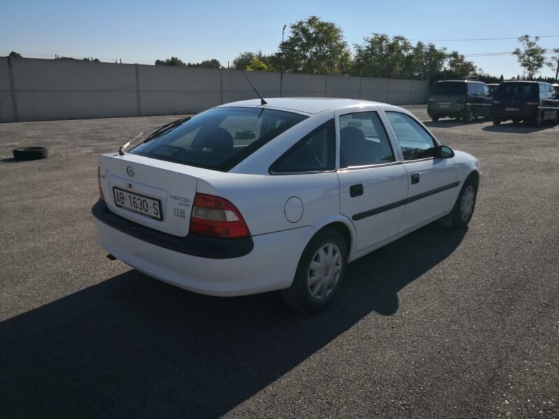 OPEL VECTRA 2.0