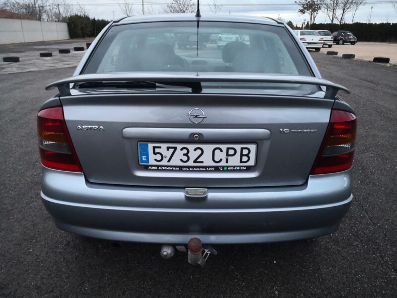 OPEL Astra 1.6 16v