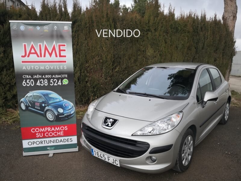 PEUGEOT 207 1.4 Xt